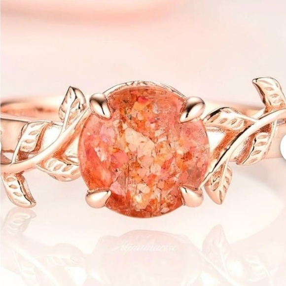 Sunstone gold leaf ring - Picture 2 of 2